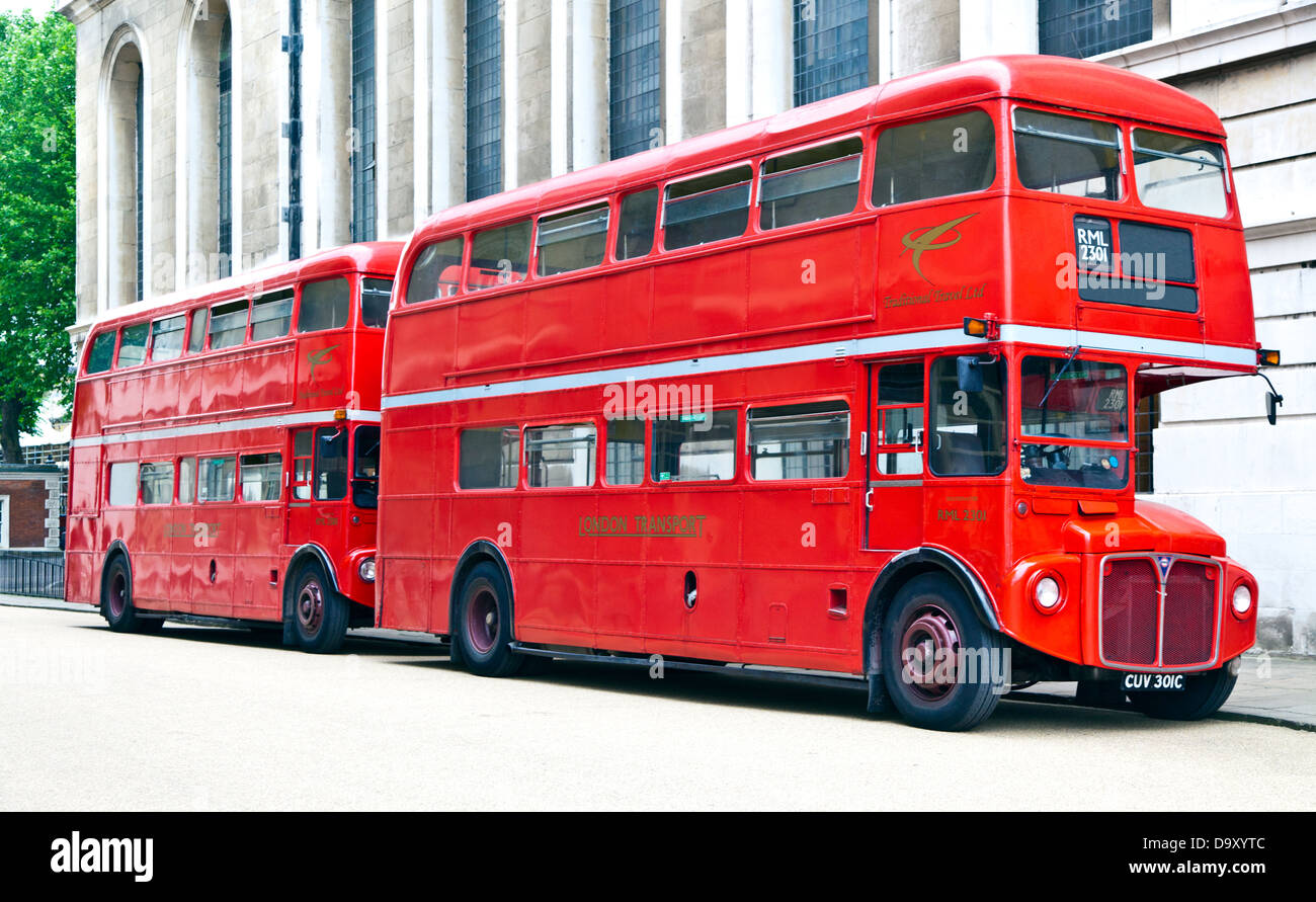UK London Bus Routemaster rouge Banque D'Images