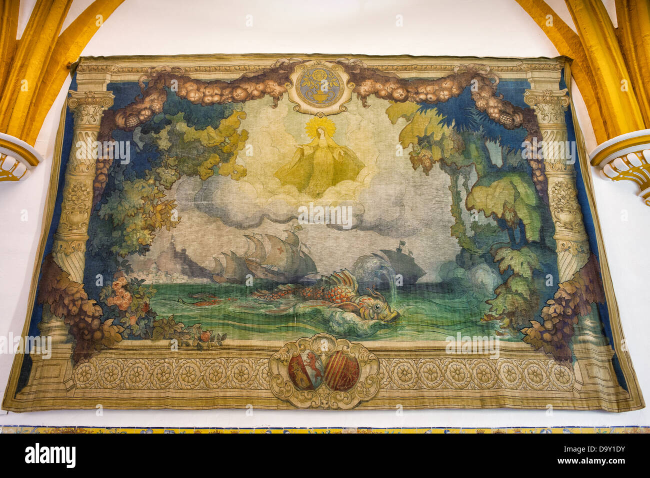 Old tapestry wall Banque de photographies et d'images à haute résolution -  Alamy