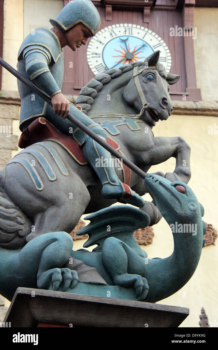 Pavillon de l'Allemagne à Epcot Center World Showcase. Saint George et le dragon. Pour un usage éditorial uniquement. Banque D'Images