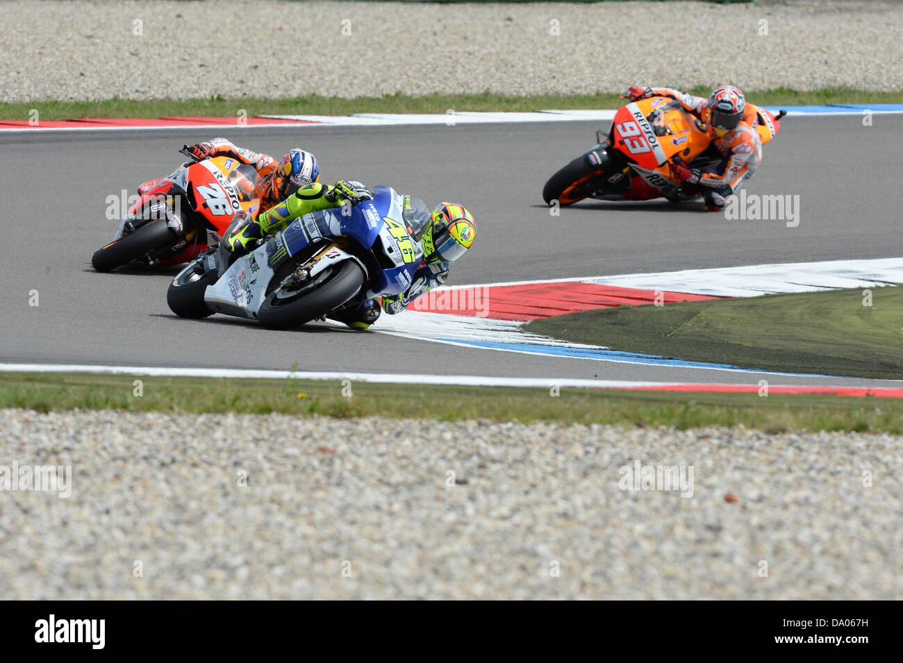 Assen, Pays-Bas. 29 juin 2013. Valentino Rossi (Yamaha Factory Racing) Dani Pedrosa (Repsol Honda Team) Marc Márquez (Repsol Honda Team) pendant la course au circuit TT Assen. Credit : Gaetano Piazzolla/Alamy Live News Banque D'Images