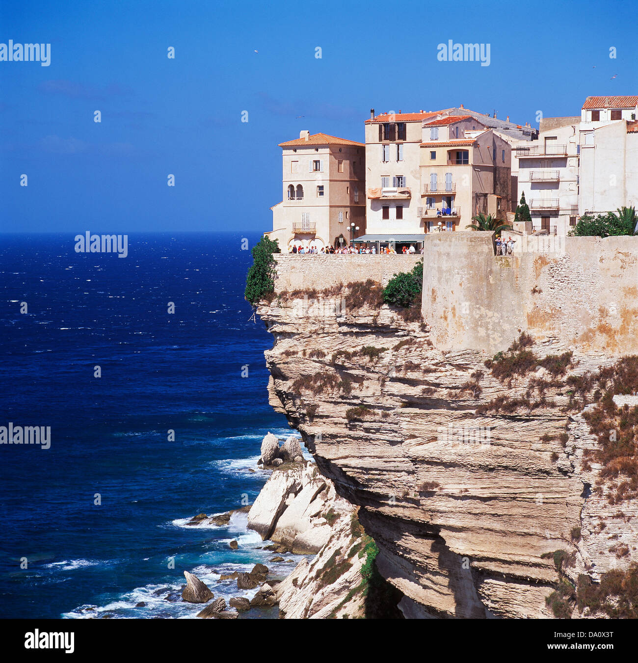 De luxe donnant sur la mer, Bonifacio, Corse, France Banque D'Images