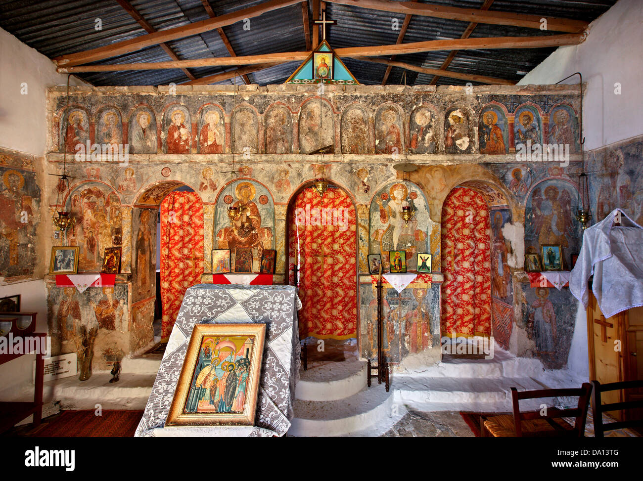L'iconostase de l'église Panagia, Maroulatiki Perachori, Ithaca, île de la mer Ionienne, l'Eptanisa (même "îles"), Grèce Banque D'Images