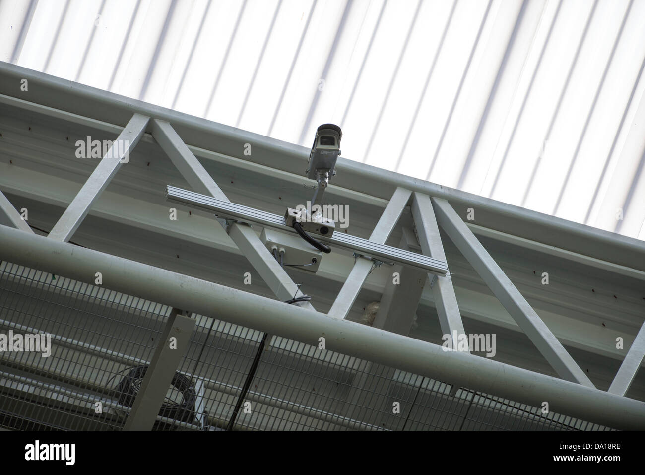 Hawk-Eye, 27 juin 2013 - Football / Soccer : une vue générale d'un appareil photo qui est utilisé dans le cadre du Hawk-Eye technologie sur la ligne de but lors de la Coupe des Confédérations de la fifa, Brésil 2013 Demi-finale entre l'Espagne 0(7-6)0 de l'Italie à l'Estadio Castelao à Fortaleza, Brésil. (Photo de Maurizio Borsari/AFLO) Banque D'Images