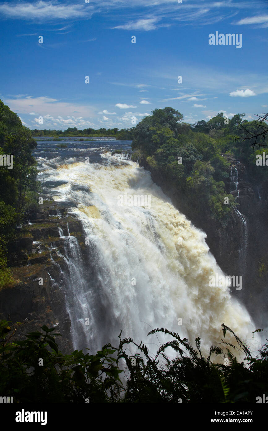 Devil's Cataract, Victoria Falls ou 'Mosi-oa-Tunya" (La fumée qui tonne), Zimbabwe, Afrique du Sud Banque D'Images