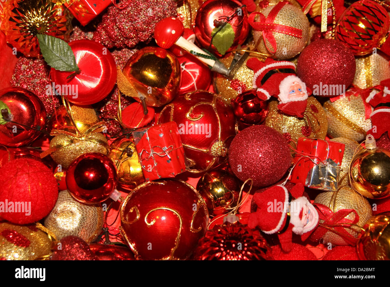 Photo de gros plan décoration d'arbre de Noël, comme de belles arrière-plan. Banque D'Images