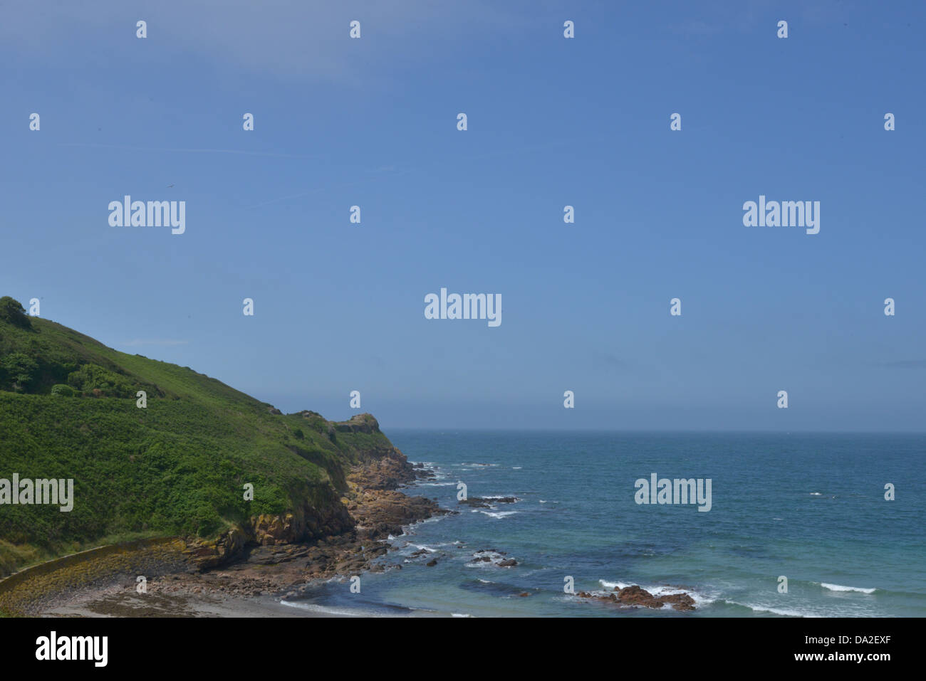 Plage de St Ouens à Jersey en juin 2012. C'était un après-midi ensoleillé, et un peu venteux. Banque D'Images