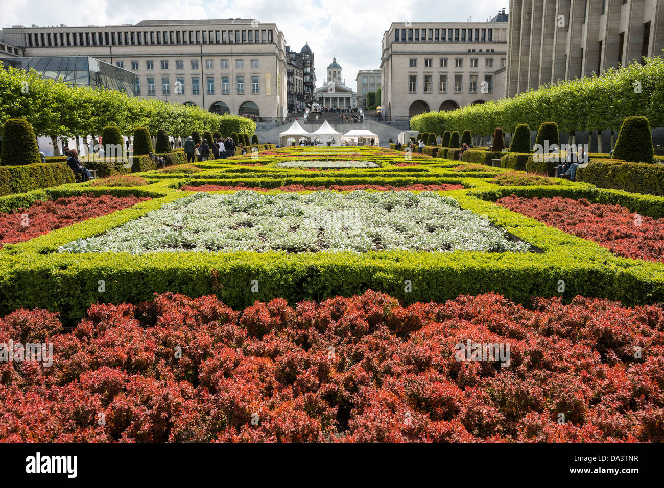 Jardin du Mont des Arts Bruxelles Belgique // le jardin du Mont des Arts dans la haute ville de Bruxelles, Belgique. Banque D'Images
