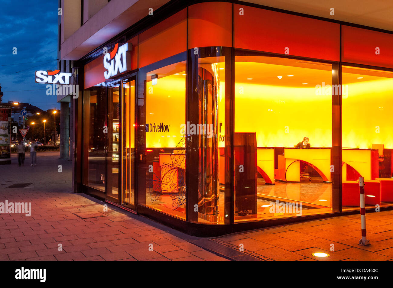 Point de service de Sixt Location de voitures dans le centre-ville de Munich (sonnenstrasse), Bavière, Allemagne Banque D'Images