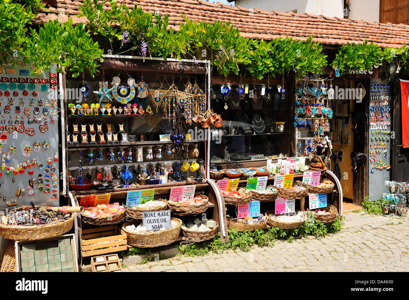 Boutiques pour touristes dans le vieux village de Sirince grec près de Selcuk, Turquie Banque D'Images