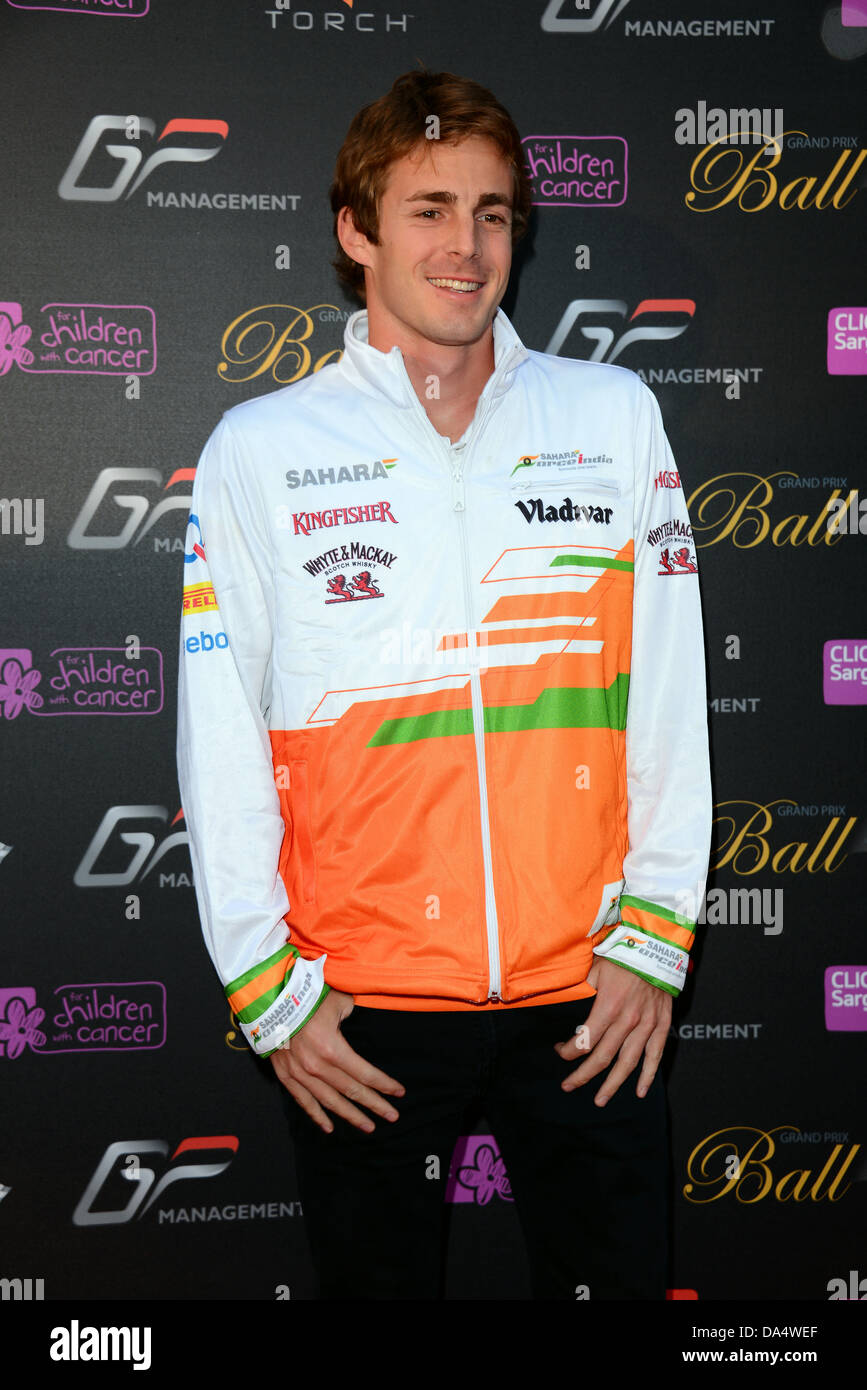 James Rossiter posh au sport F1 au Grand Prix fundrises à billes pour les enfants atteints de cancer 'CLIC Sargent' à Londres. Banque D'Images