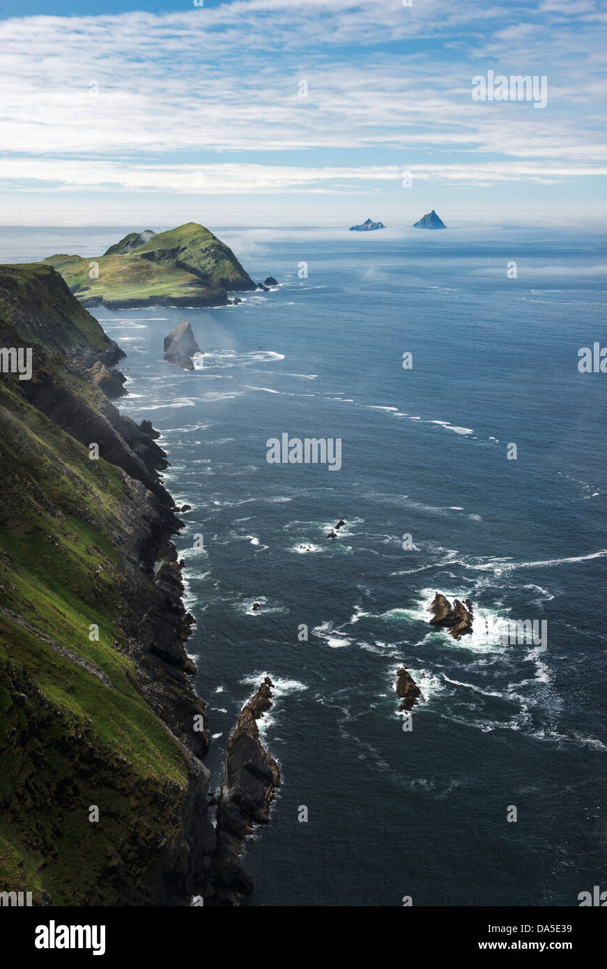Sea mist sur une interprétation de l'île de Skellig Michael et Macareux moine, comté de Kerry, Irlande Banque D'Images