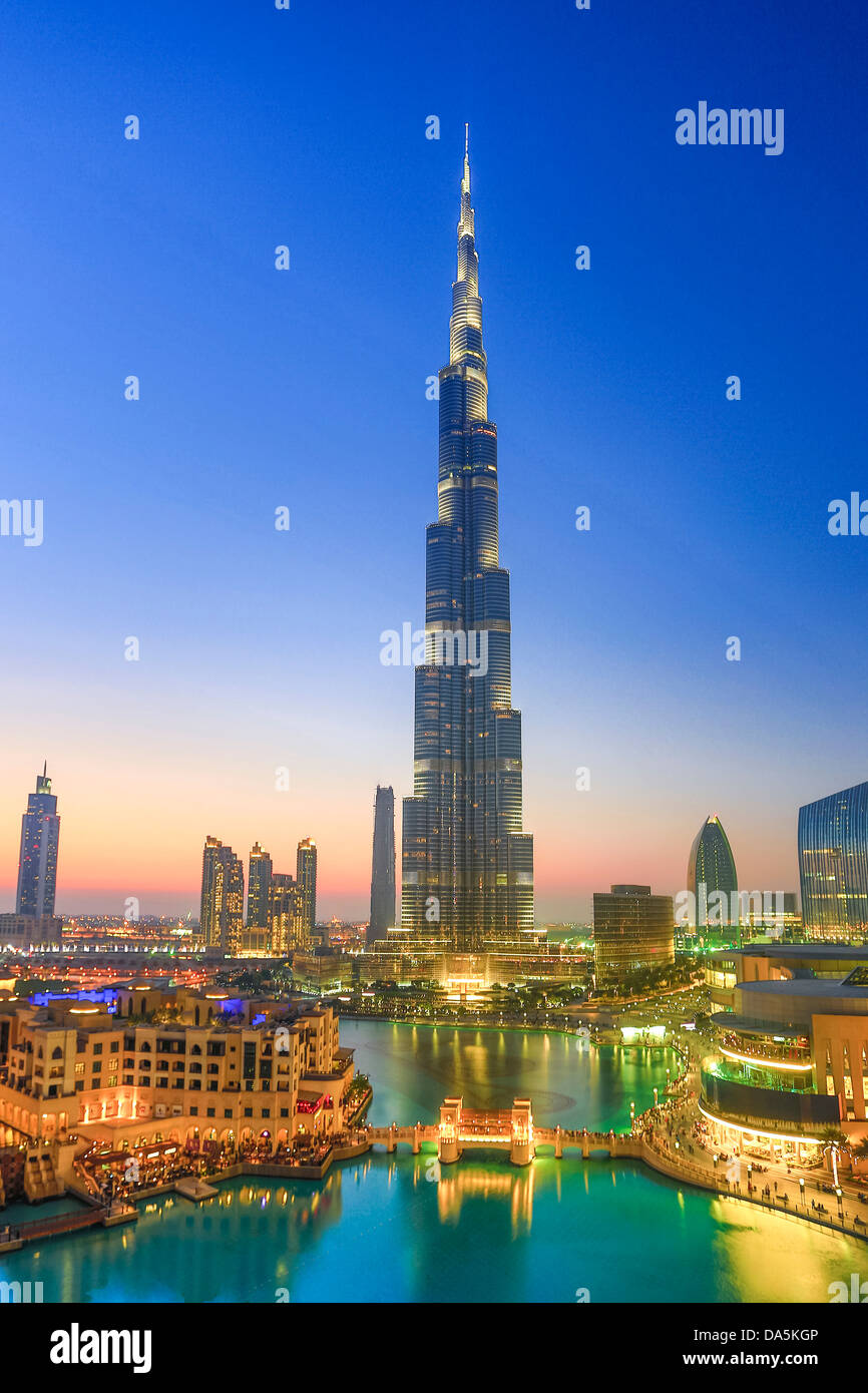 Émirats Arabes Unis, ÉMIRATS ARABES UNIS, Dubai, Ville, Centre-ville, le Burj Khalifa, Building, immeuble, Burj Khalifa,, architecture, pont, centre, Banque D'Images
