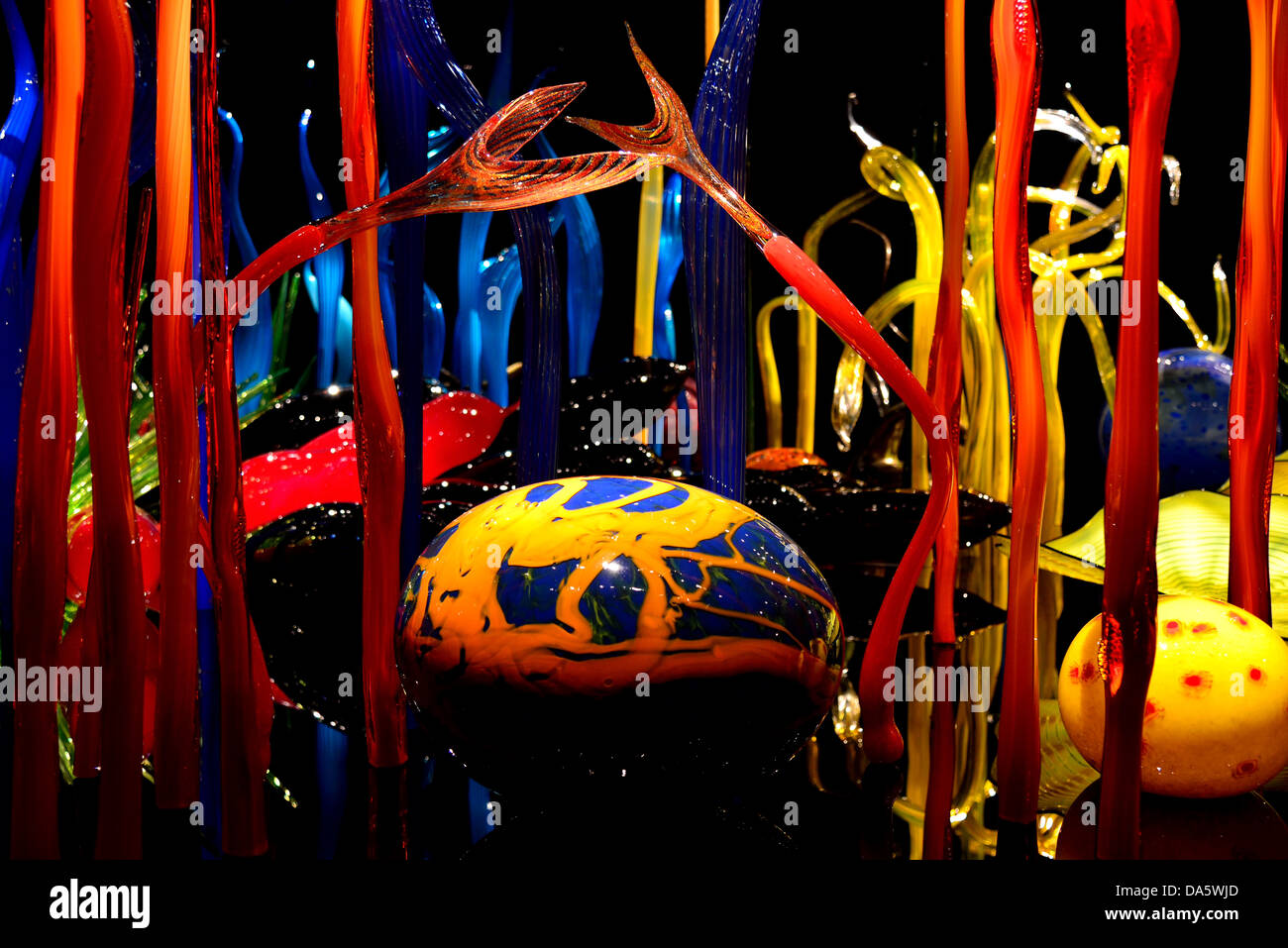 Verres Art par Dale Chihuly à afficher. Chihuly Jardin et verre, Seattle, Washington, USA. Banque D'Images