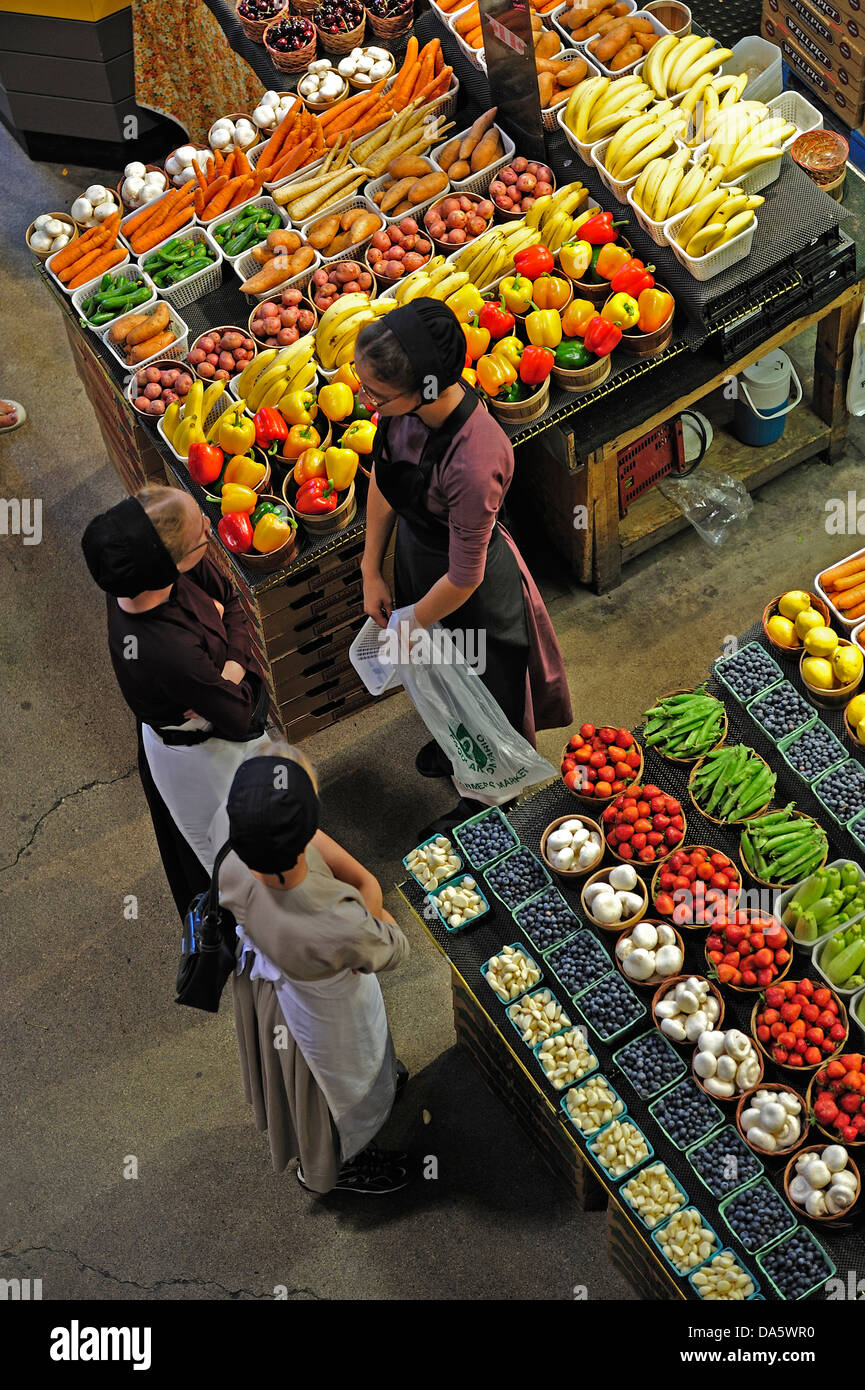 Canada, Ferme, marché de producteurs, mennonite, patrimoine, Mennonite women, l'Ontario, St Jacobs, vue aérienne, des couleurs, de la culture, de la culture, Banque D'Images