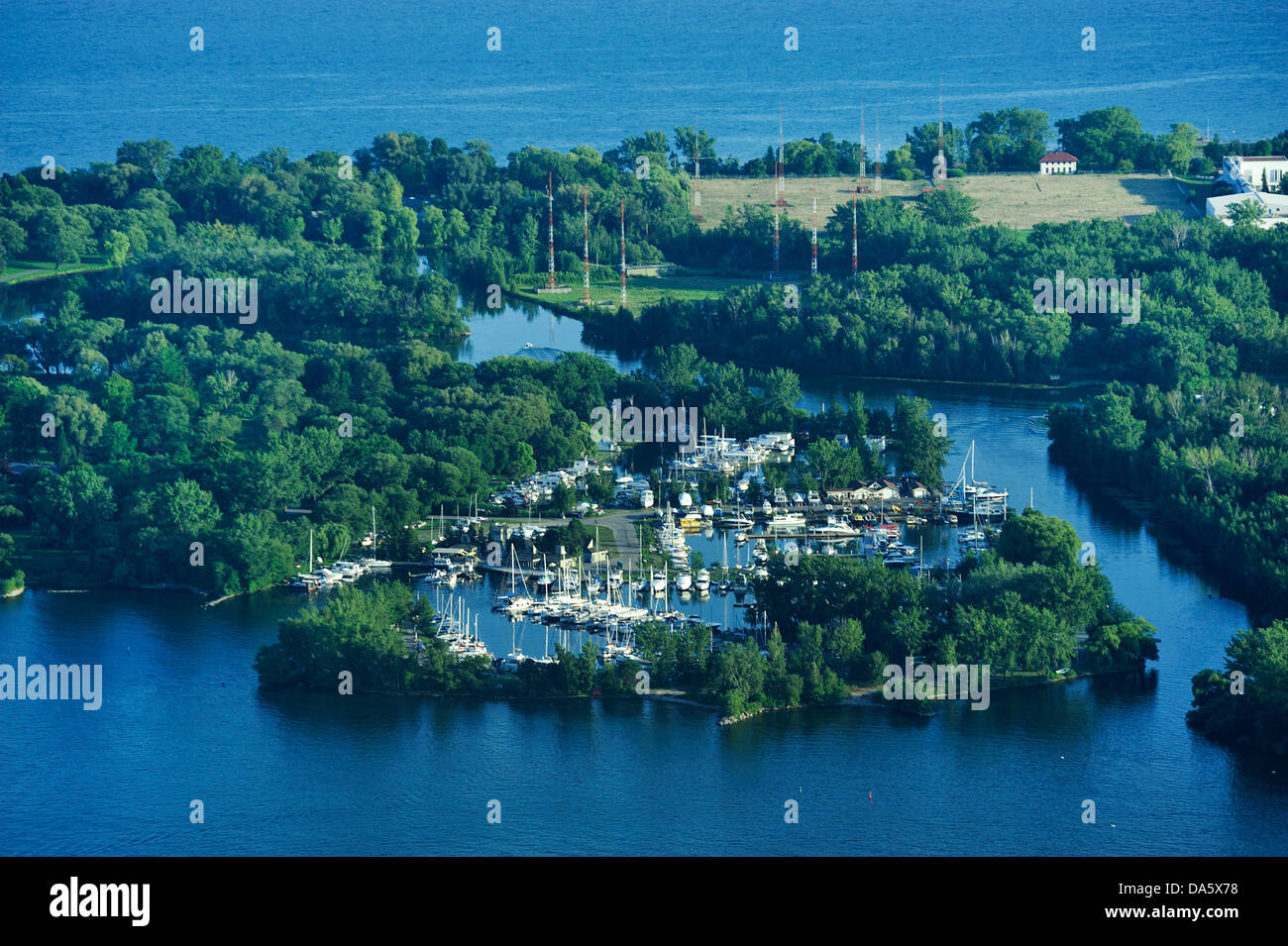 Parc de l'île de Toronto, le lac Ontario, Ontario, Canada, Parc, Lac, forêt Banque D'Images