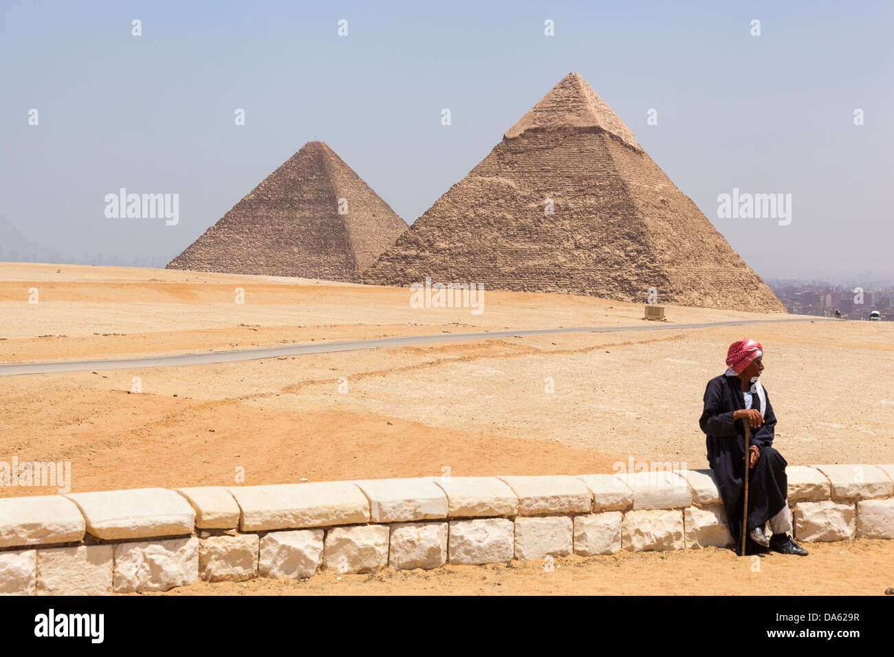 Grande pyramide de Gizeh (pyramide de Chéops et Cheops), et Pyramide de Khafré (pyramide de Khéphren), Giza, Le Caire, Egypte Banque D'Images