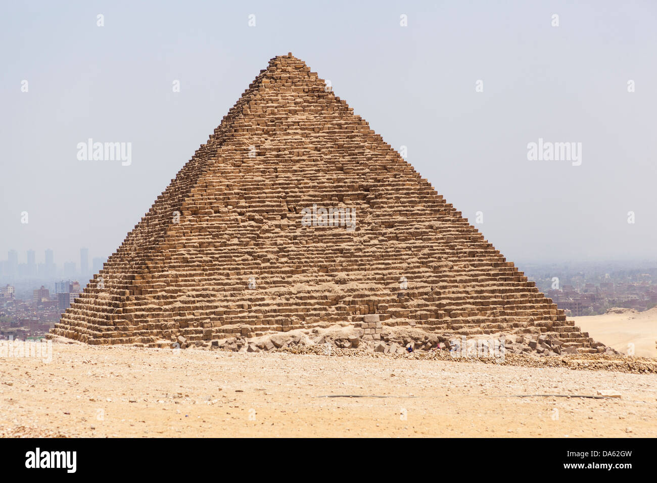 Pyramide de Menkaourê, également connu sous le nom de pyramide de Mykérinos, Giza, Le Caire, Egypte Banque D'Images