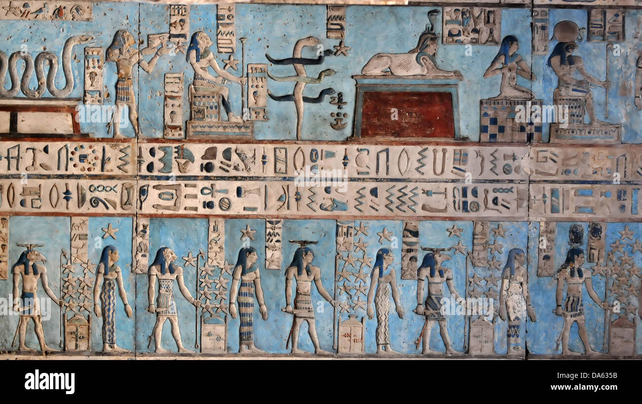 Relief égyptien Banque de photographies et d'images à haute résolution -  Alamy