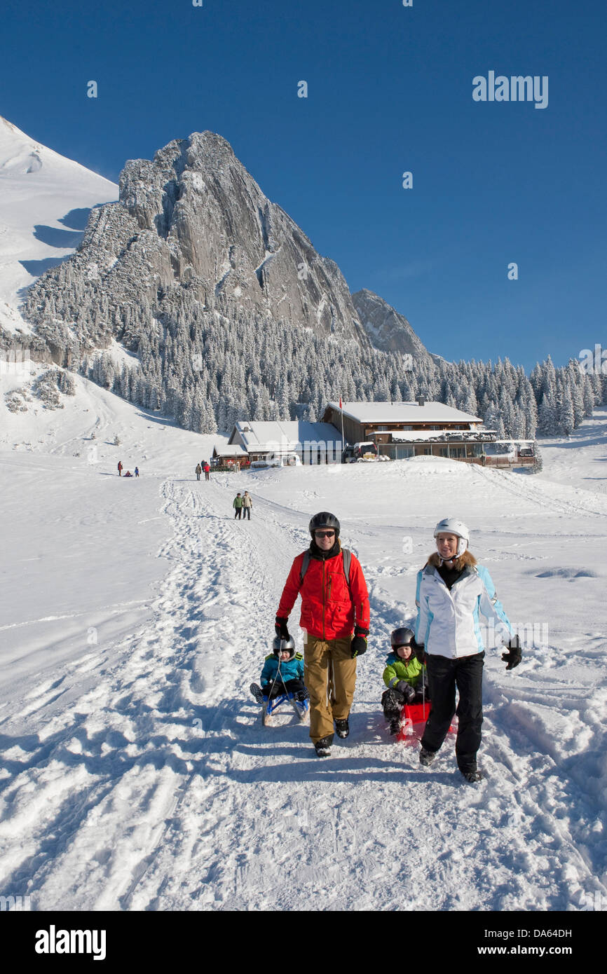 Ride, ski, luge, Gamplüt, Unterwasser, Wildhauser, montagne, montagnes Schafberg, famille, traîneau, traîneau, randonnée, luge, Banque D'Images