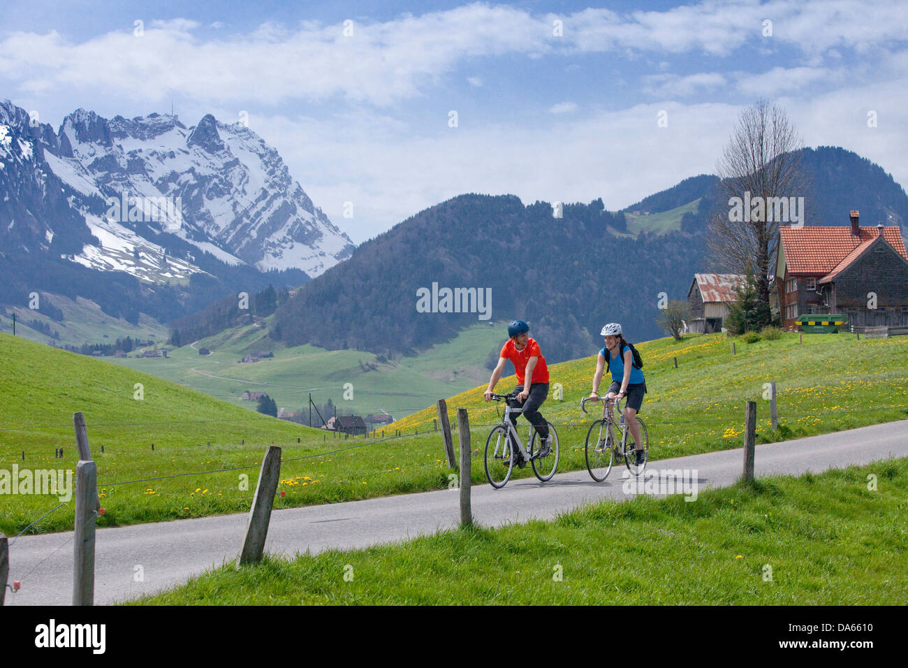 Tour en vélo, Appenzell, canton, SG, Saint-Gall, location, vélos, vélo, équitation, vélo, Appenzell, l'Alpstein, Innerroden Banque D'Images Tour en vélo, Appenzell, canton, SG, Saint-Gall, location, vélos, vélo, équitation, vélo, Appenzell, l'Alpstein, Innerroden Banque D'Images