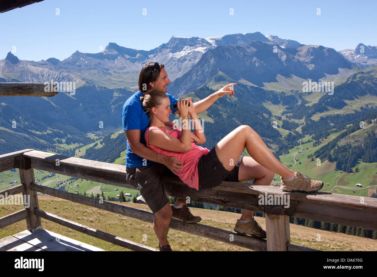 Couple, chalet de montagne, montagne, montagnes, canton, Berne, Oberland Bernois, famille, sentier, randonnée pédestre, randonnée, trekking, Switzerlan Banque D'Images