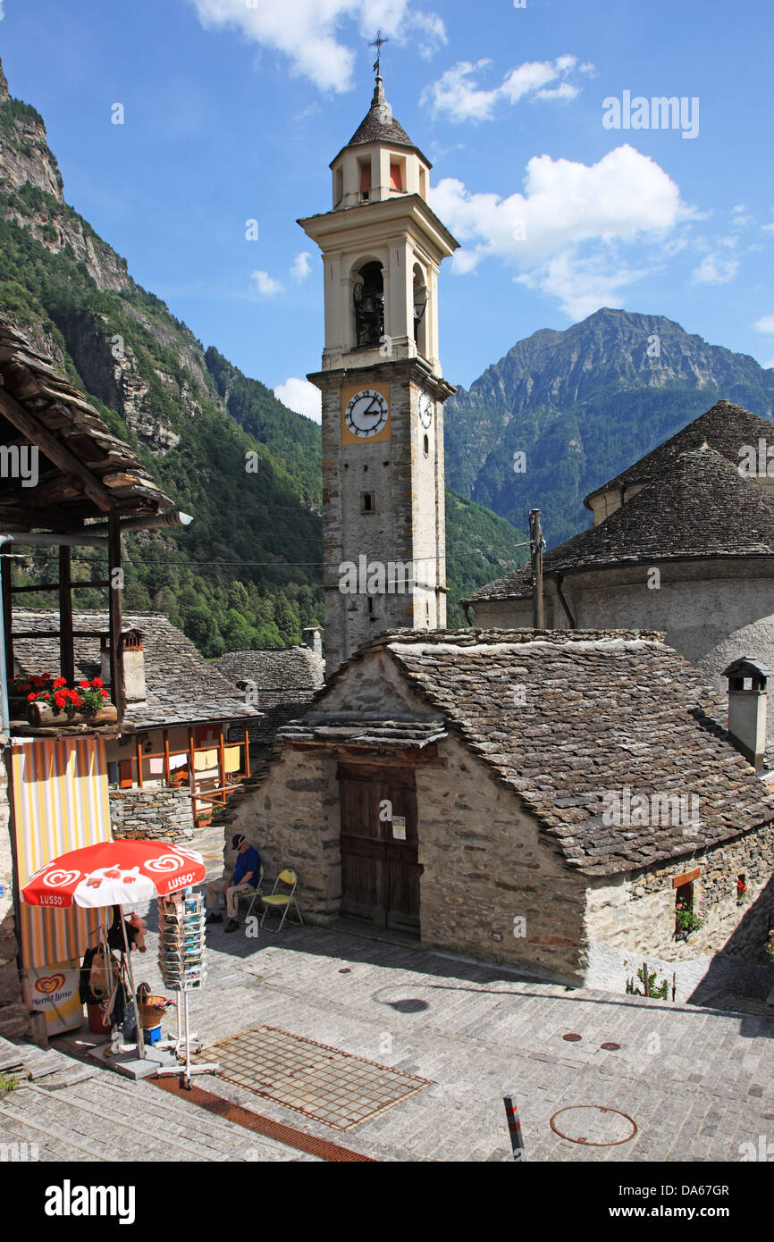 La Suisse, l'Europe, Canton du Tessin, de la vallée de Verzasca, Sonogno, Voyage, géographie, Village, Pierre, maison, Swiss, tranquille, pittoresque Banque D'Images
