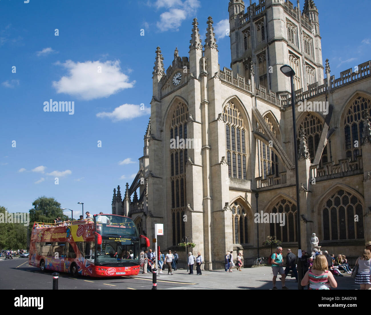 Église abbatiale avec baignoire tour, Somerset, Angleterre Banque D'Images