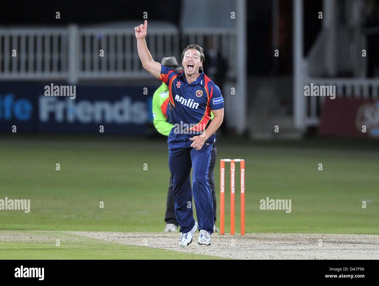 Canterbury, UK. 5 juillet, 2013. Graham Napier (Essex) appels. V Kent Essex. La vie d'amis T20. Le Spitfire au sol. St Lawrence. Canterbury. Kent. Credit : Sport en images/Alamy Live News Banque D'Images