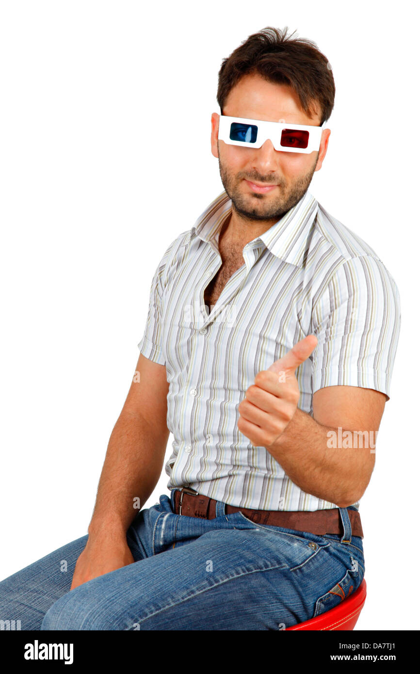Portrait d'un jeune homme portant des lunettes 3D Banque D'Images