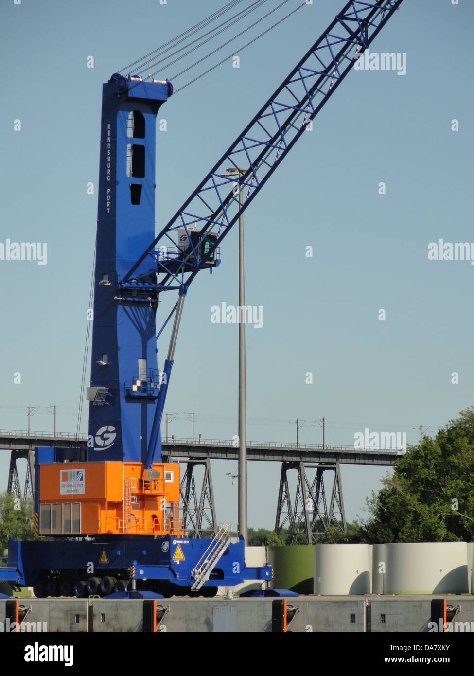 RENDSBURG HARBOUR CRANES -005 Banque D'Images