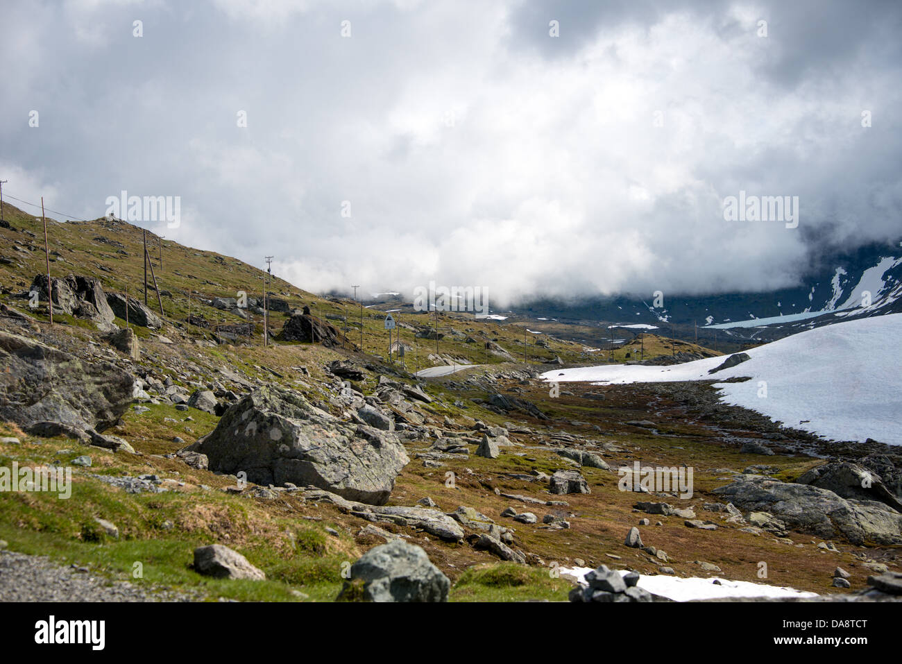 Vue vers l'Est de l'Fantesteinen sur haut de Sognefjellet à 1434m au-dessus du niveau de la mer, le plus haut col de montagne en Europe du nord Banque D'Images