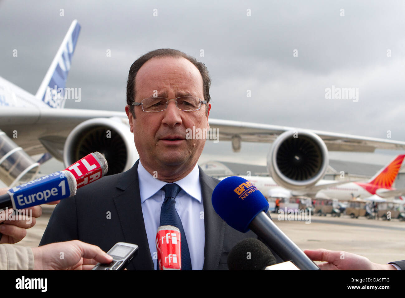 Le Président français François Hollande interviewé lors du Paris Air Show at Le Bourget Banque D'Images