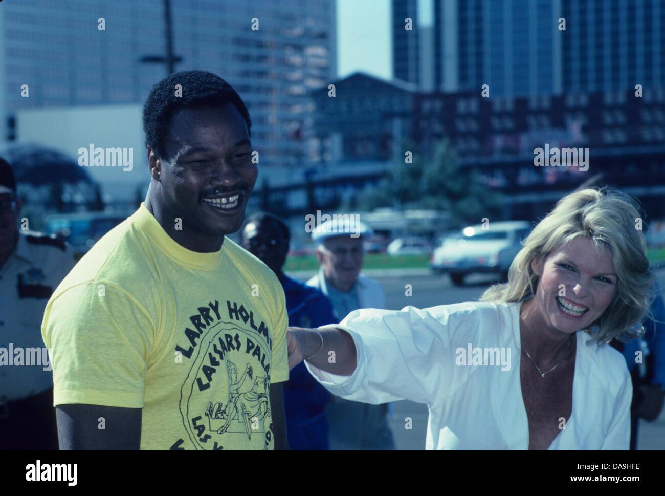 LARRY HOLMES avec Cathy Lee Crosby.Fourni par Photos, inc.(Image Crédit : © Fourni par Globe Photos, Inc/Globe Photos/ZUMAPRESS.com) Banque D'Images