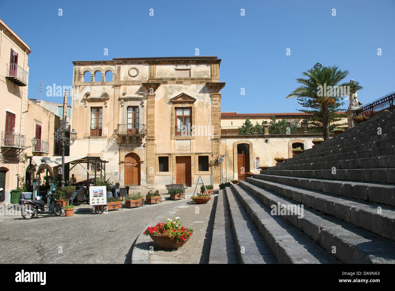 L'Italie, l'Europe, de la Sicile, Cefalù, vieille ville, ville, ville, escalier Banque D'Images