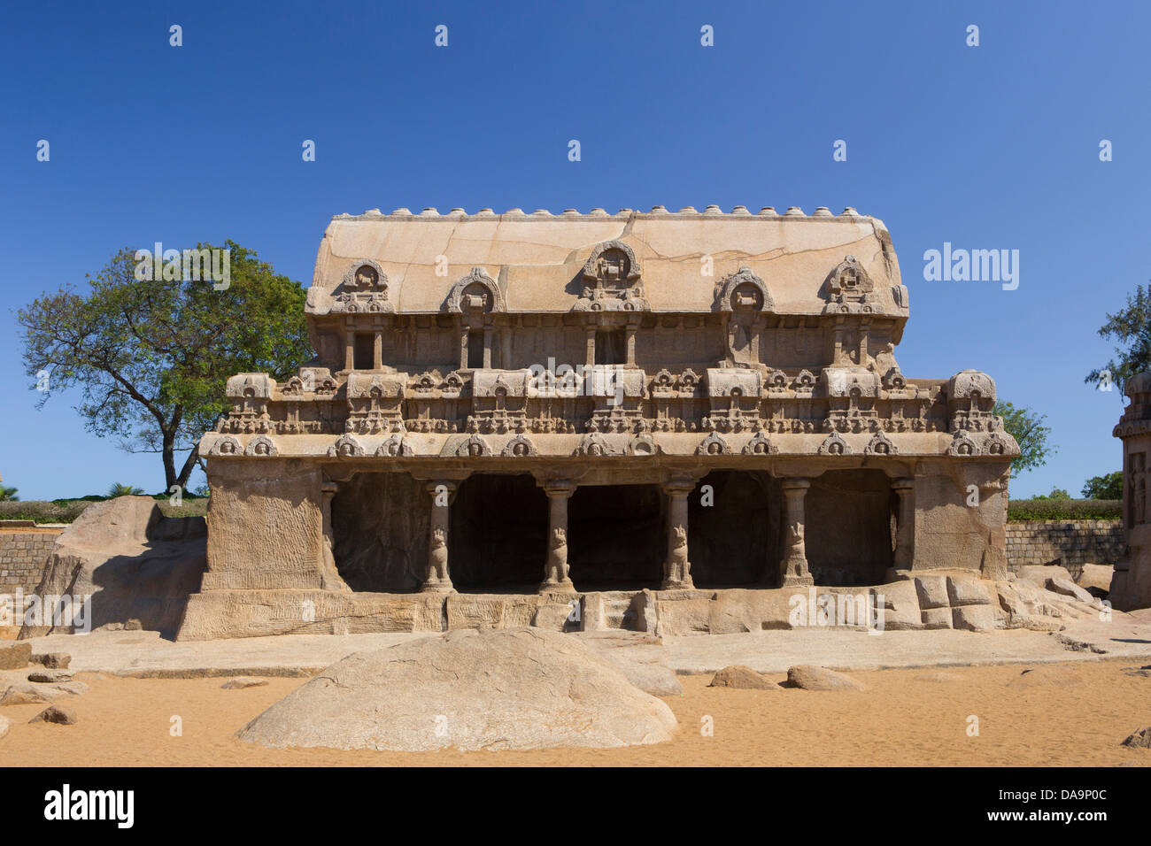 L'Inde, l'Inde du Sud, en Asie, le Tamil Nadu, Mamallapuram, Mahabalipuram, cinq Rathas, Pancha Rathas, Temple, patrimoine mondial, Rathas, r Banque D'Images