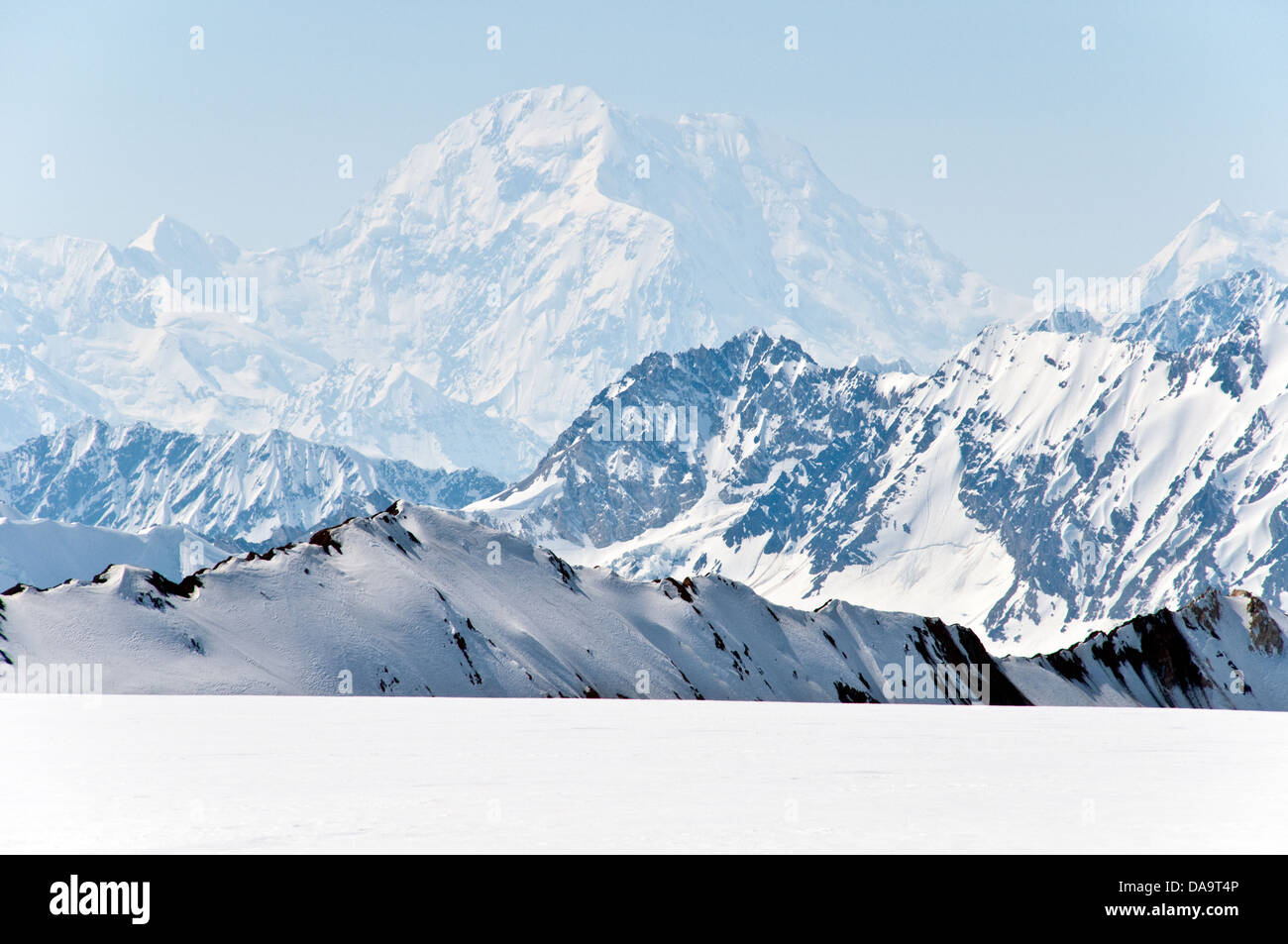 Mont Augusta dans les chaînons Icefield du Saint Elias, Territoire du Yukon, Canada. Banque D'Images