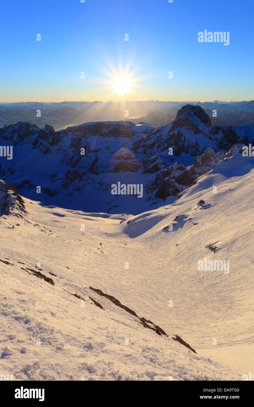 Alpes, gamme, l'Alpstein, Altmann, Appenzell, vue, montagne, montagnes, ciel, massif, panorama, Saentis, neige, Suisse, Europe, Banque D'Images