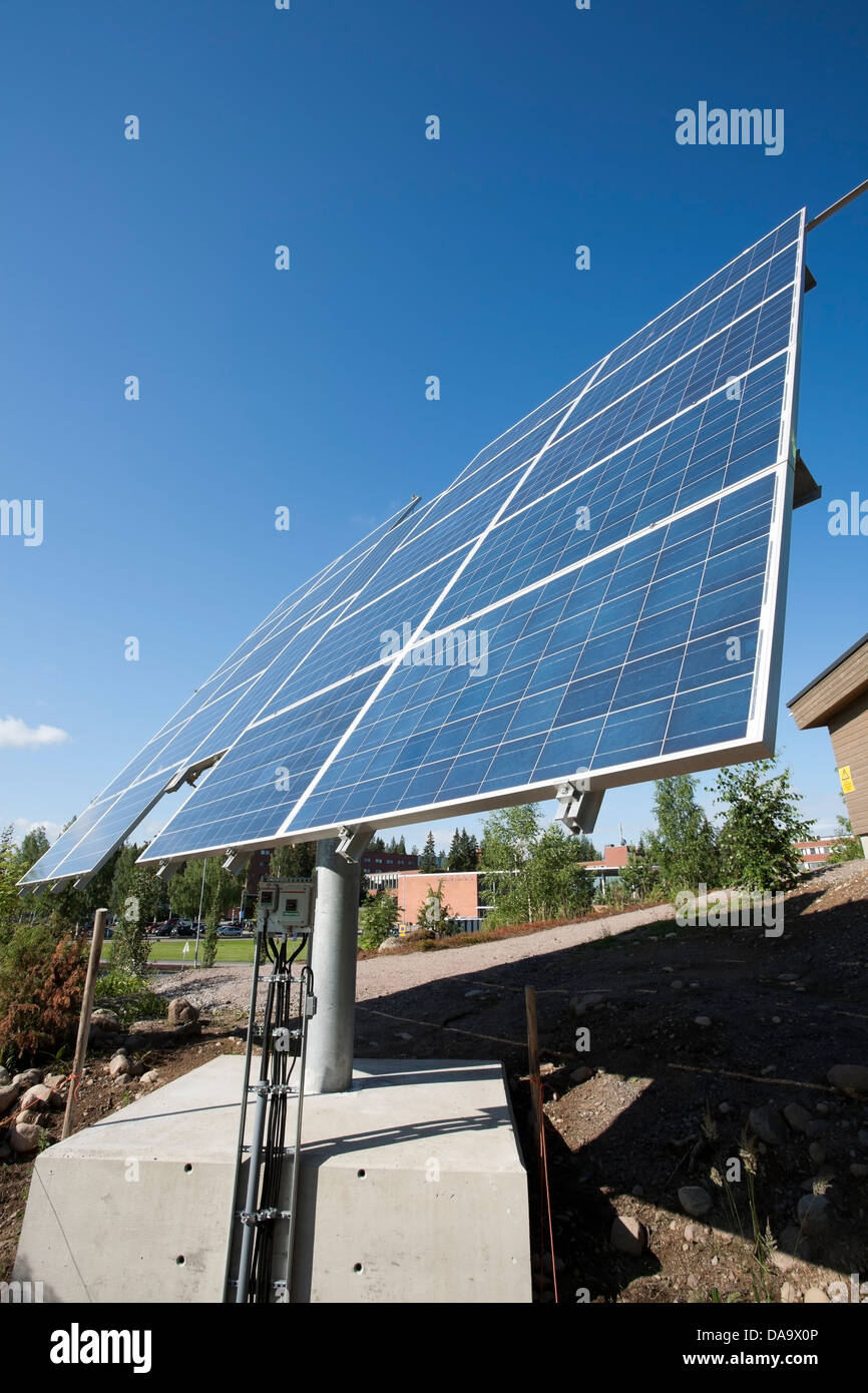 Panneaux solaires pour la production d'électricité, Lappeenranta FINLANDE Banque D'Images