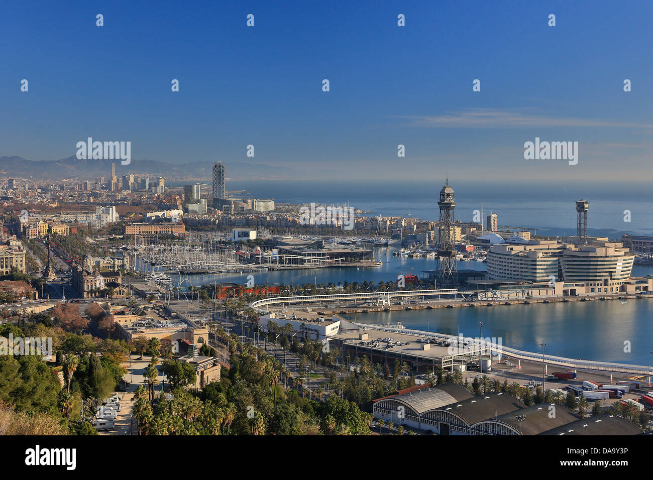 L'Espagne, l'Europe, la Catalogne, l'architecture, Barcelone, Belvedere, Centre, centre-ville, port, paysage, Méditerranée, matin, port Banque D'Images