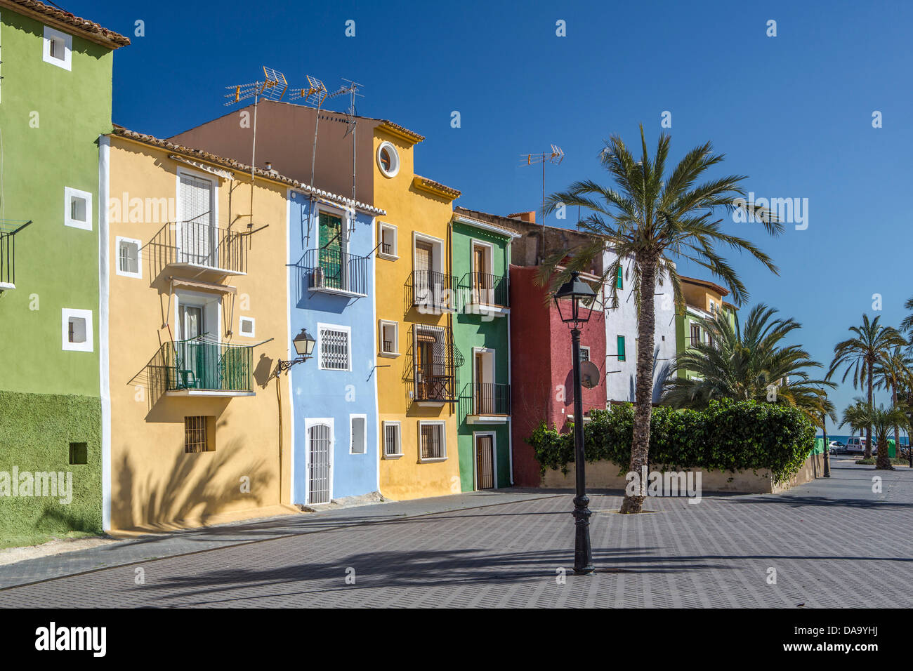 L'Espagne, l'Europe, Alicante, Costa Blanca, l'architecture, coast, coloré, colorée d'horizon, couleurs, Costa, Méditerranée, promena Banque D'Images
