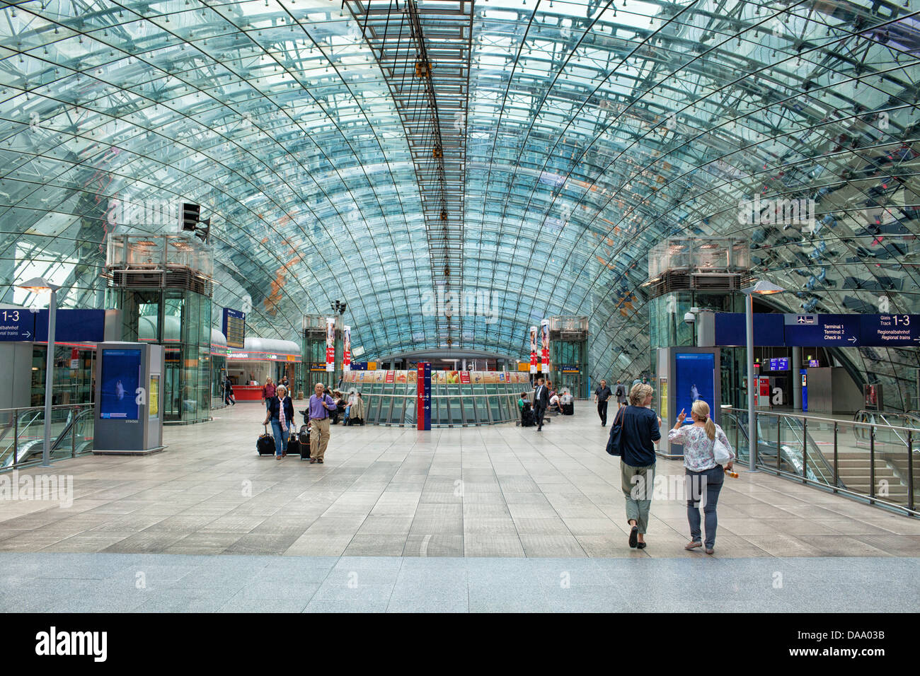 Gare de l'aéroport de Francfort. L'Allemagne. Banque D'Images