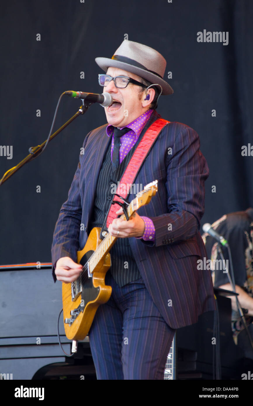 Elvis Costello se produiront au festival de Glastonbury, Somerset, Angleterre, Royaume-Uni. Banque D'Images