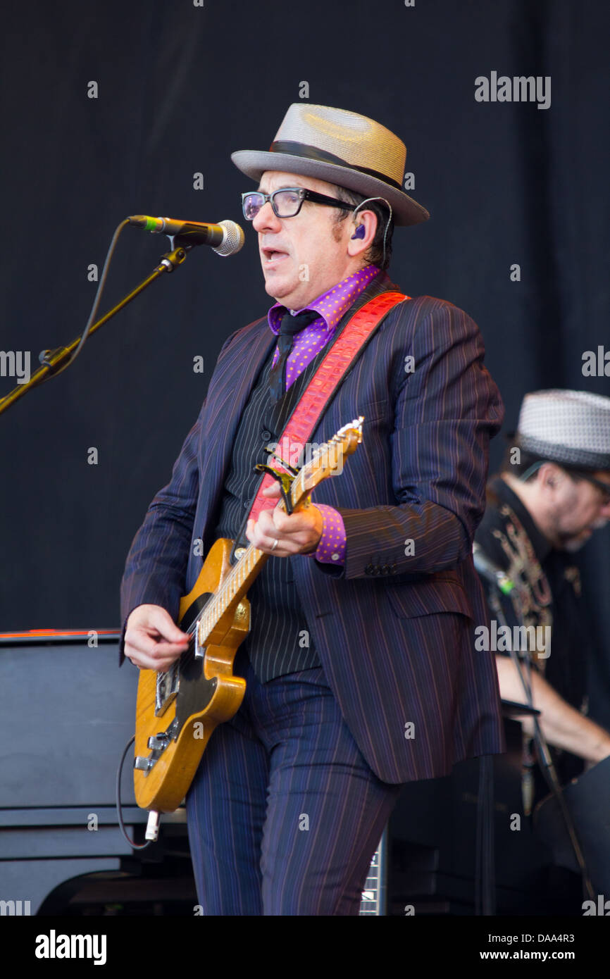 Elvis Costello se produiront au festival de Glastonbury, Somerset, Angleterre, Royaume-Uni. Banque D'Images