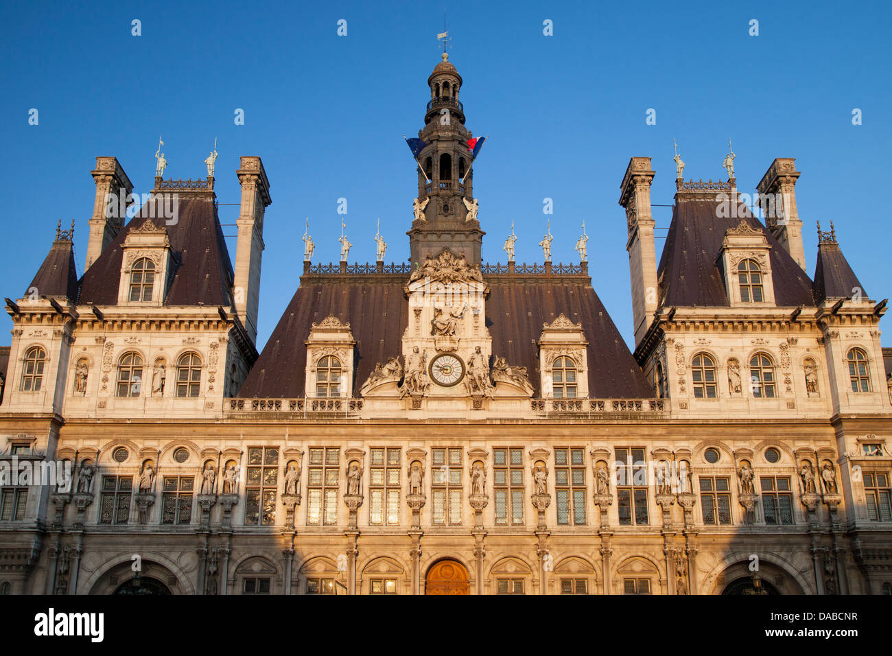 Ornate Hotel de Ville (Construit 1628), 1892 - Paris, France Banque D'Images