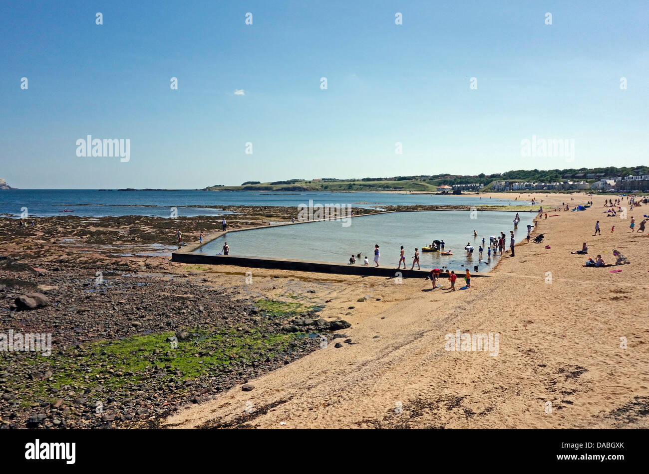 La plage et bassin pour enfants à North Berwick East Lothian en Écosse Banque D'Images