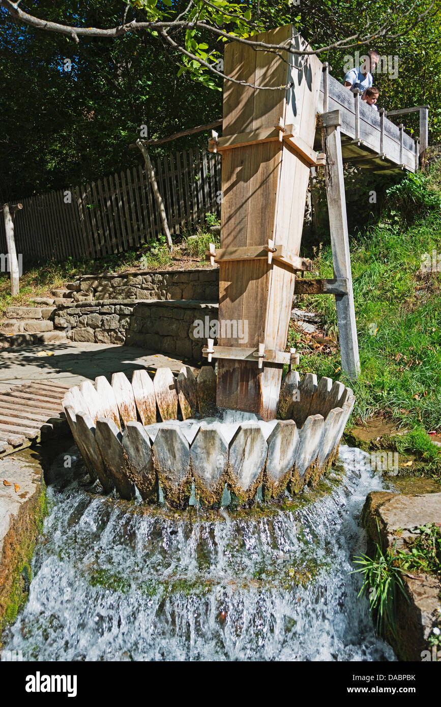 L'Irrigation, Musée Ethnographique Etar Village, Etar, Bulgarie, Europe Banque D'Images