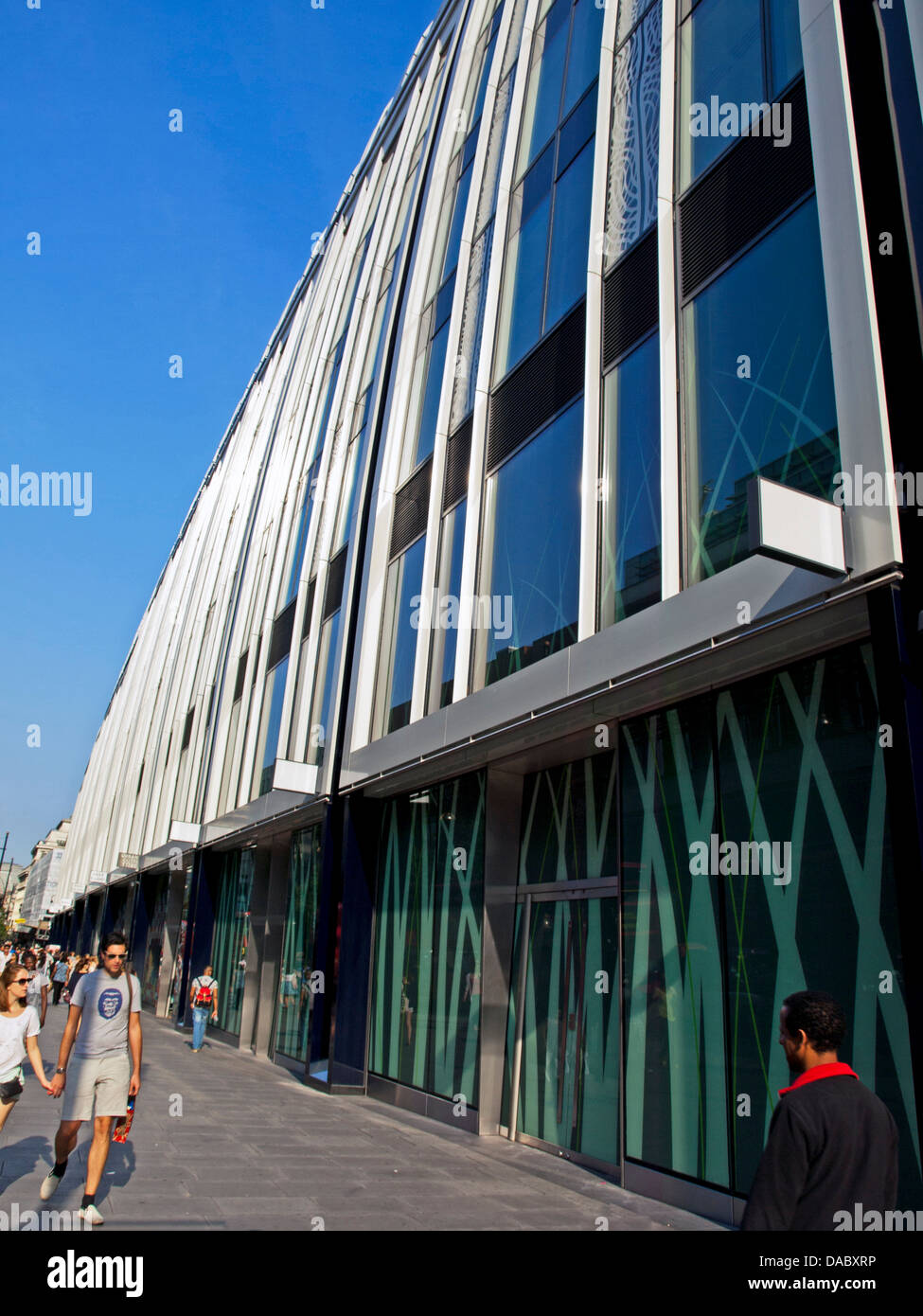 Architecture moderne sur Oxford Street, City of Westminster Banque D'Images