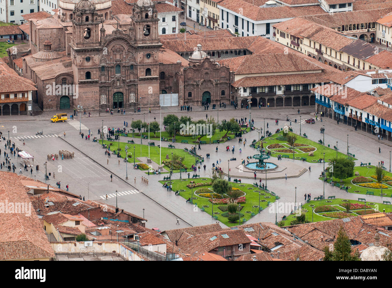 Cuzco ville avec la Plaza de Armas de colline au-dessus de ville, Cuzco, Site du patrimoine mondial de l'UNESCO, le Pérou, Amérique du Sud Banque D'Images