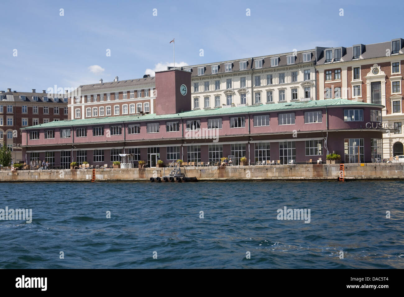 Copenhague Danemark eu Sir Terence Conran a récemment ouvert du complexe gastronomique est installé dans l'ancien terminal de ferry sur Havnegade Banque D'Images