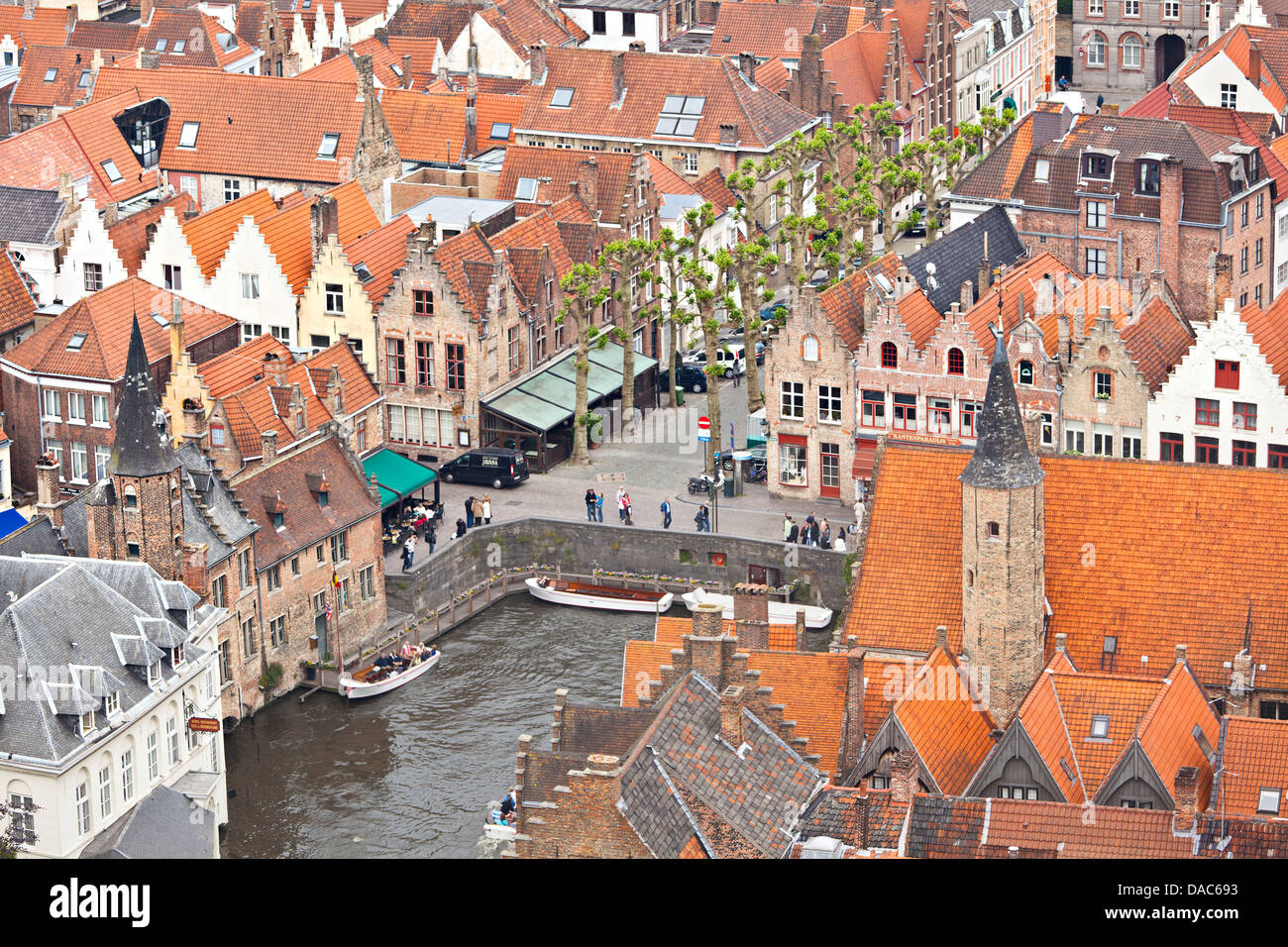 Bruges Rozenhoedkaai vue depuis le Beffroi (Belfried). Banque D'Images